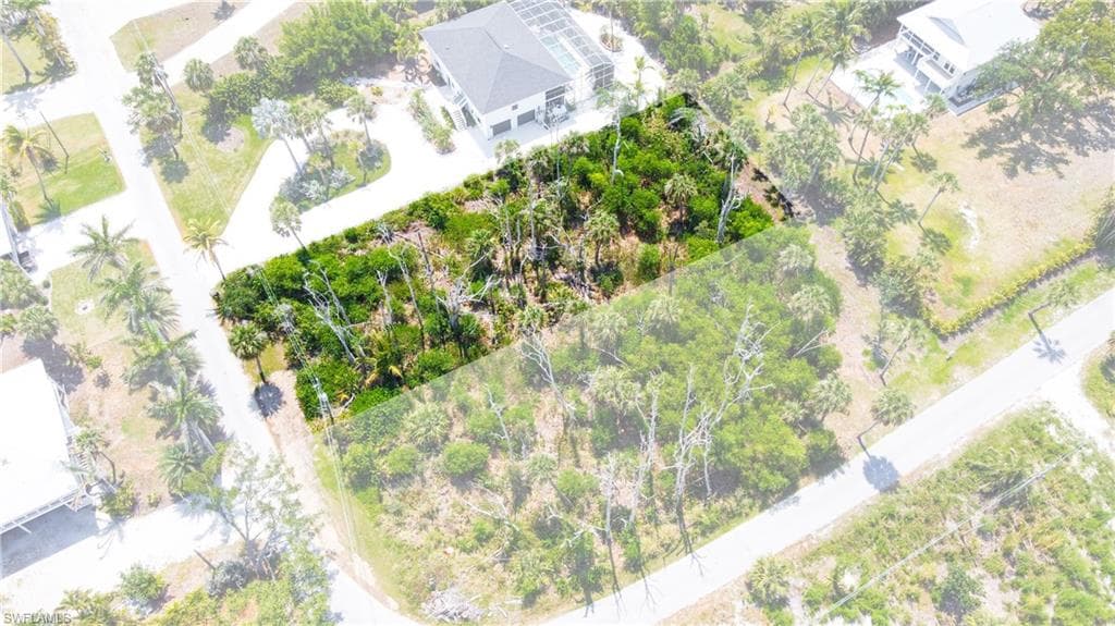 13451 Almond DR FORT MYERS, FL 33908