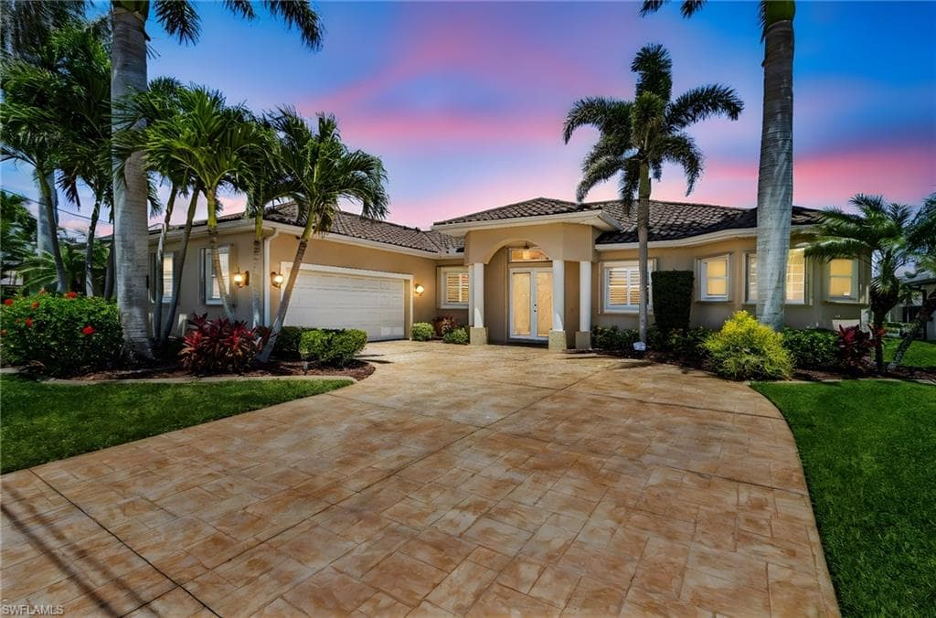5213 SW 25th PL CAPE CORAL, FL 33914