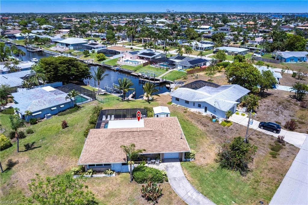 1735 SE 29th LN CAPE CORAL, FL 33904