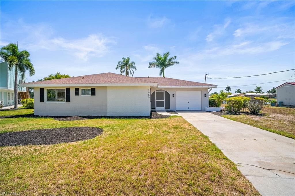 1966 Bahama AVE FORT MYERS, FL 33905