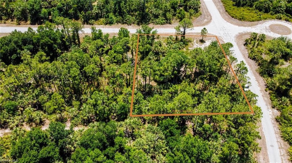 HAMPSHIRE CIR NORTH PORT, FL 34236