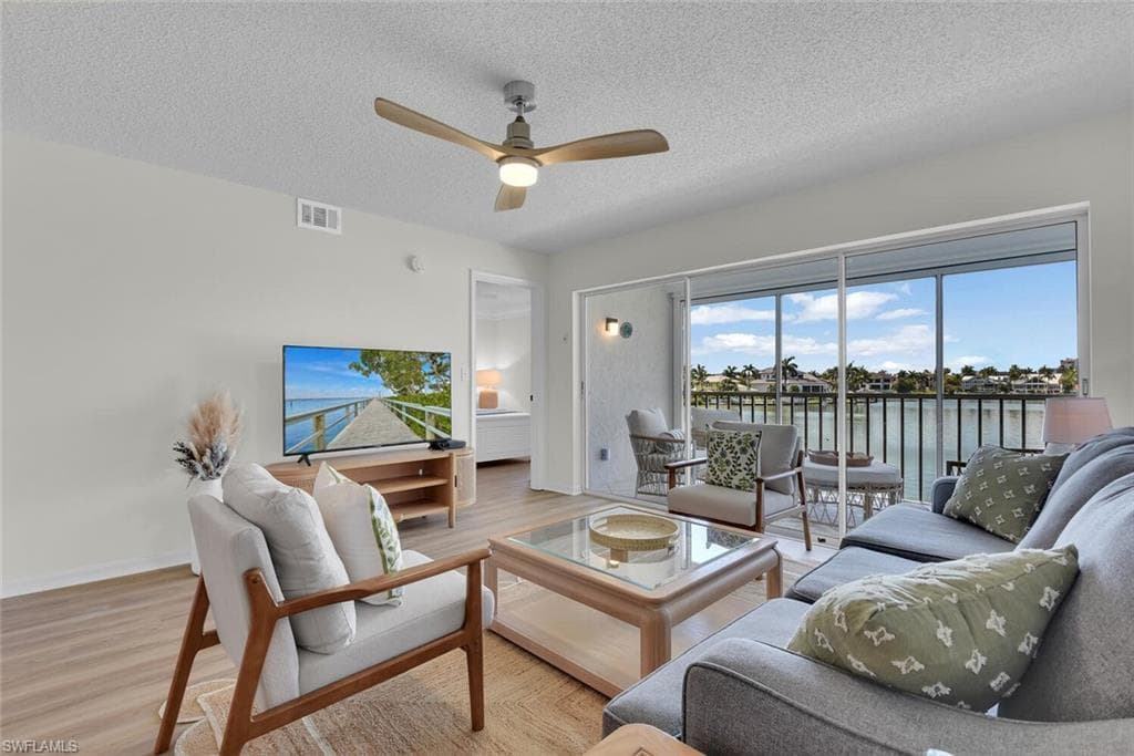 10682 Gulf Shore DR C205 NAPLES, FL 34108