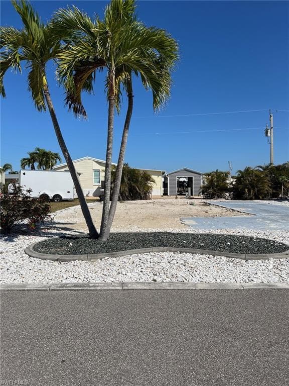 4980 Pinfish LN ST. JAMES CITY, FL 33956