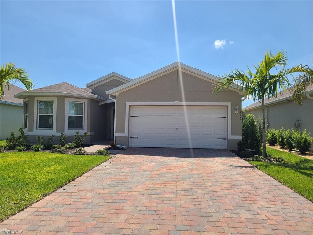 3153 Cozumel CT CAPE CORAL, FL 33909