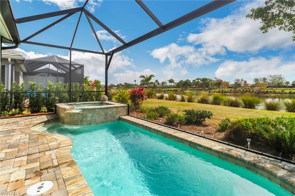 5782 Highbourne DR NAPLES, FL 34113