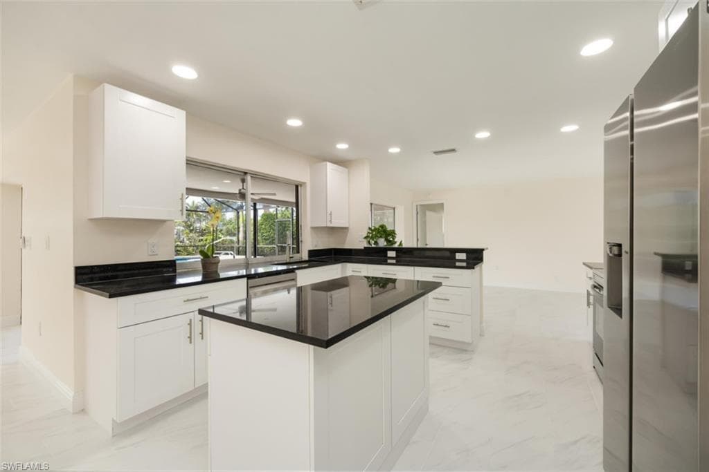 2232 Longboat DR NAPLES, FL 34104
