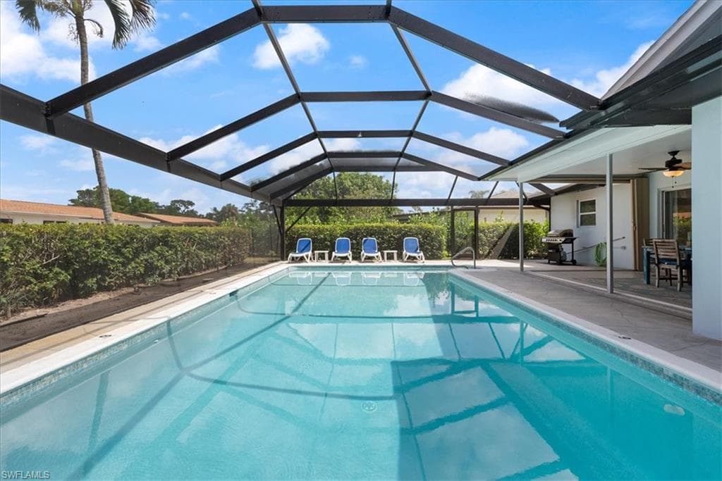 903 Roseate DR NAPLES, FL 34104