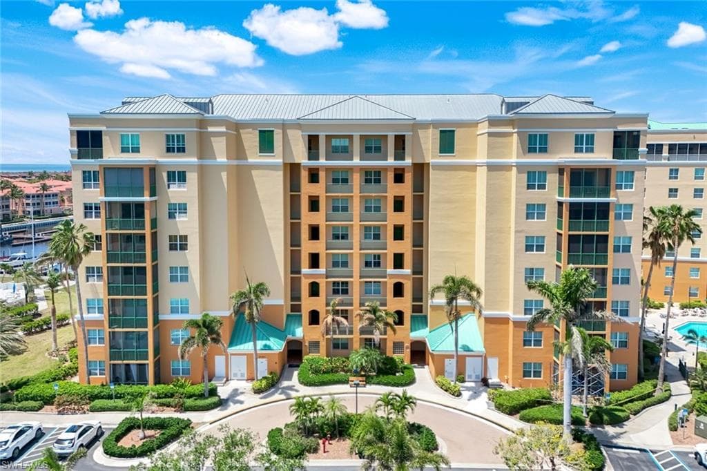 2090 Matecumbe Key RD 1404 PUNTA GORDA, FL 33955