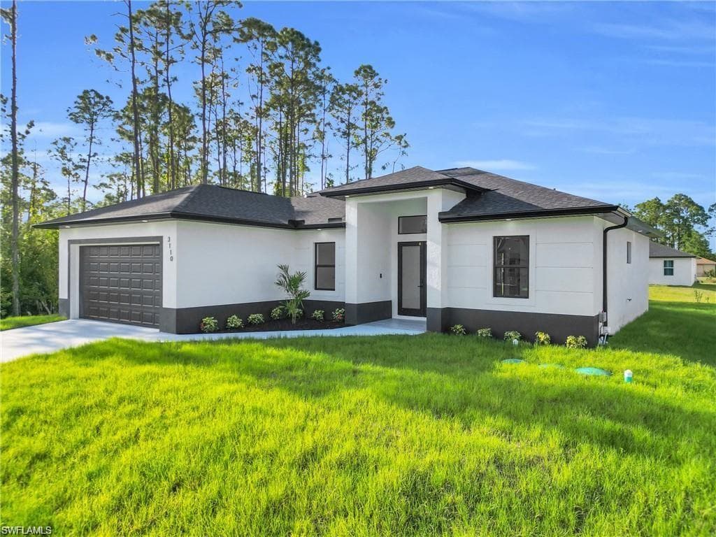 3719 18th ST W LEHIGH ACRES, FL 33971