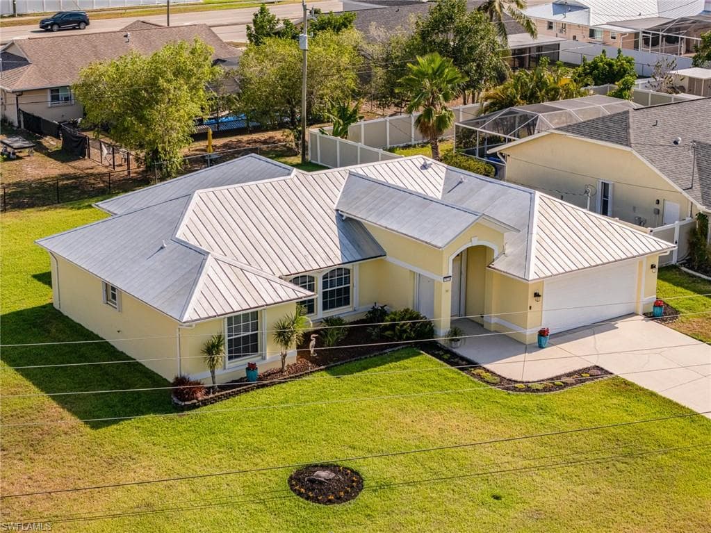 2026 NE Van Loon TER CAPE CORAL, FL 33909