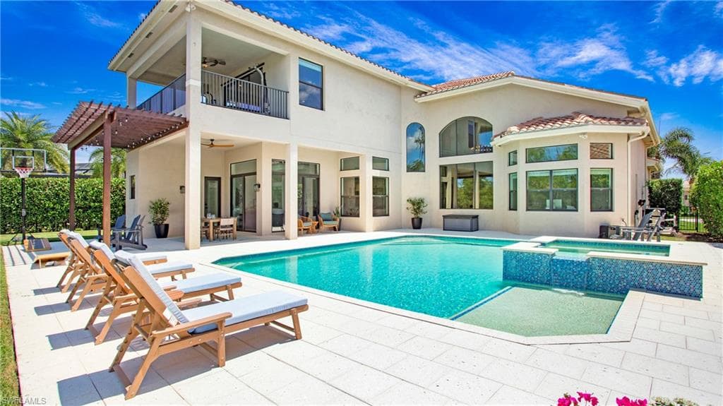 2954 Cinnamon Bay CIR NAPLES, FL 34119