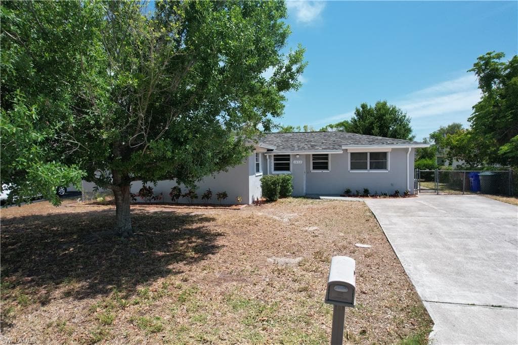 1652 Jamestown CT FORT MYERS, FL 33907