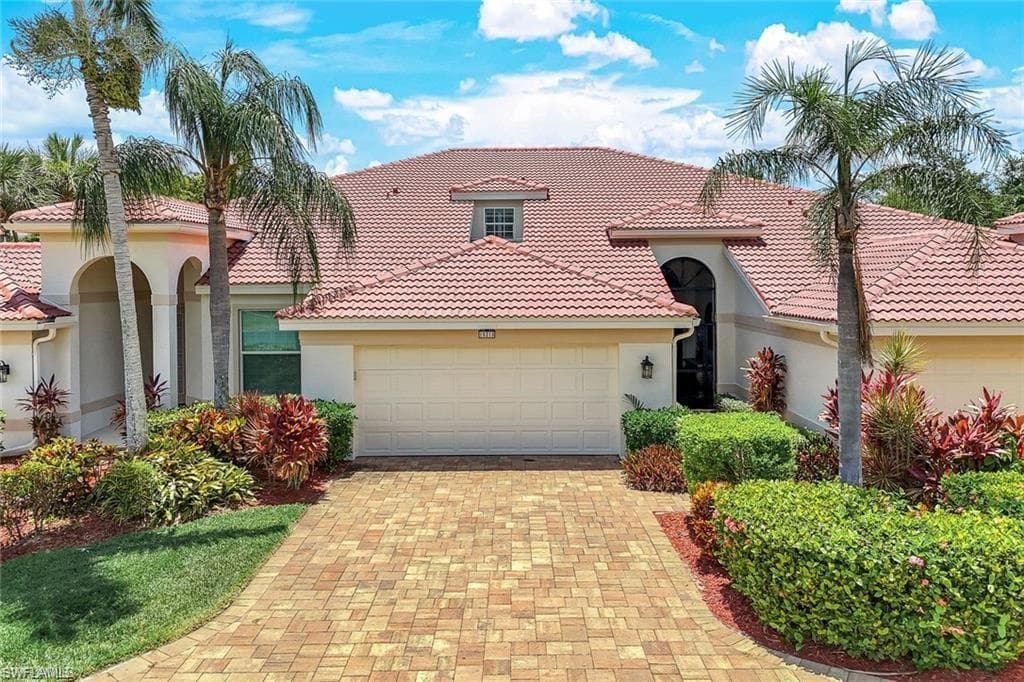 15218 Harbour Isle DR FORT MYERS, FL 33908
