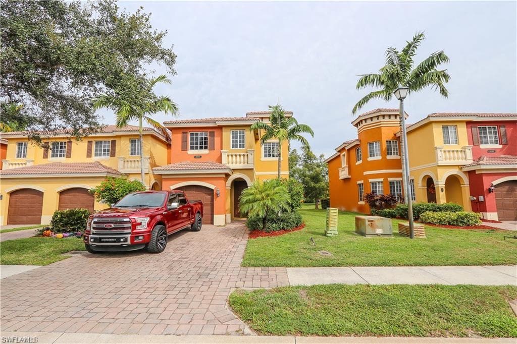 10170 Tin Maple DR 126 ESTERO, FL 33928