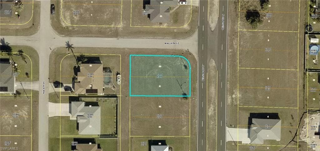 2726 Nelson RD N CAPE CORAL, FL 33993