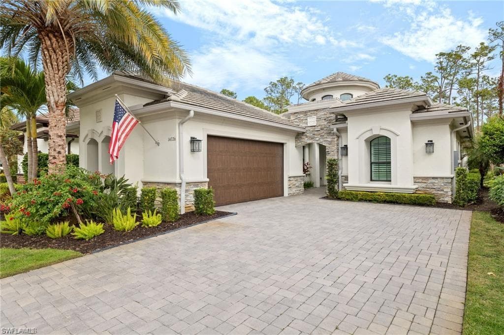 14726 Reserve LN NAPLES, FL 34109