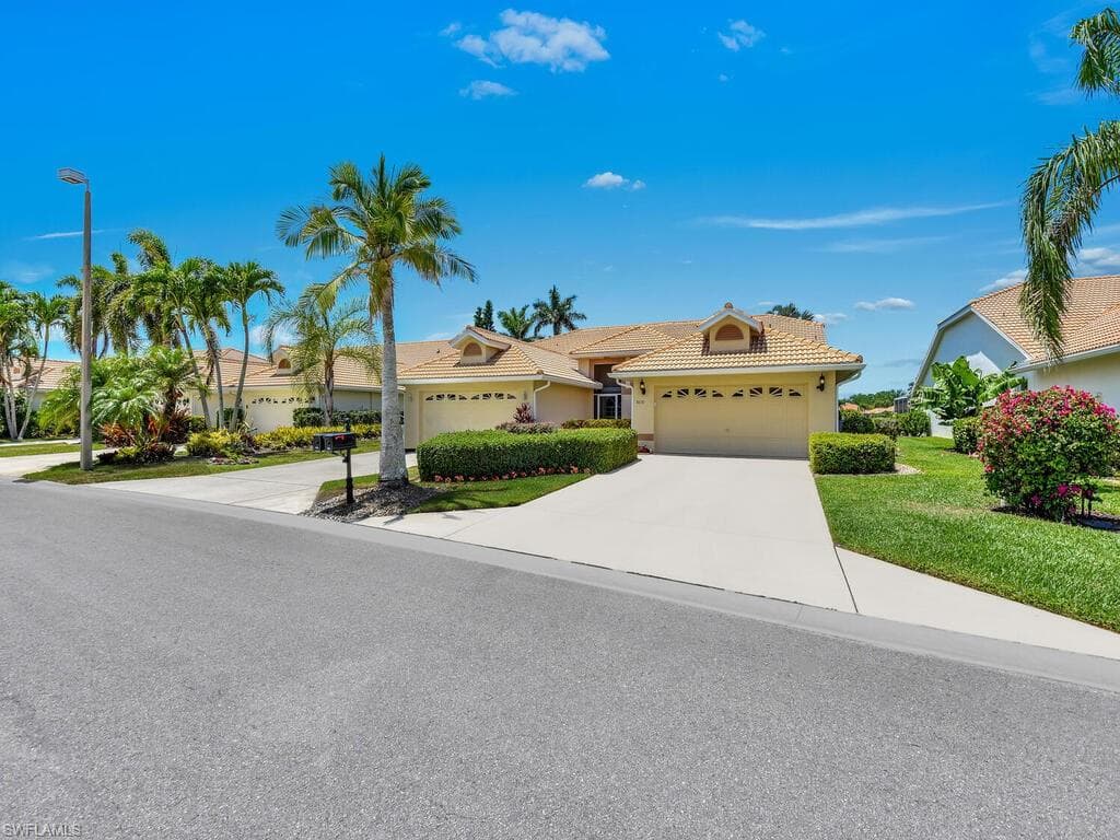 8030 Palomino DR 50 NAPLES, FL 34113