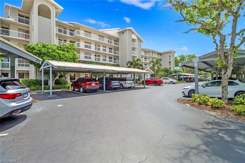340 Horse Creek DR 202 NAPLES, FL 34110