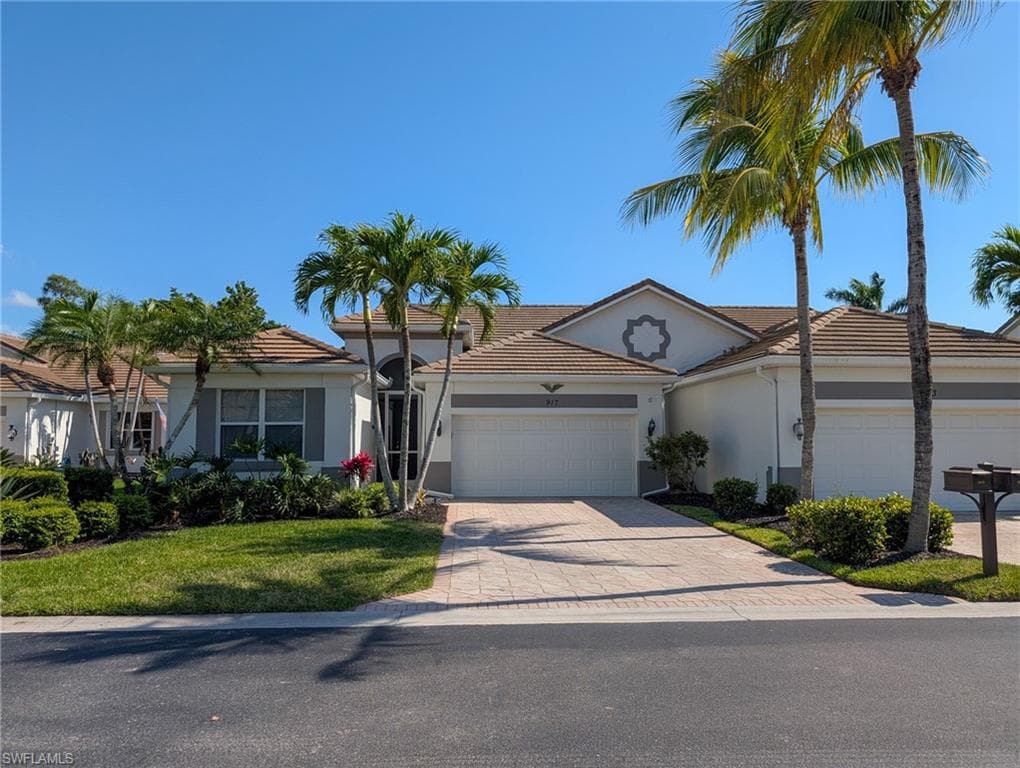 917 Fairhaven CT 29 NAPLES, FL 34104