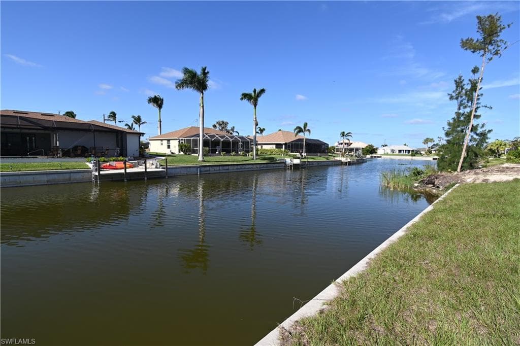 1148 SW 39th ST CAPE CORAL, FL 33914