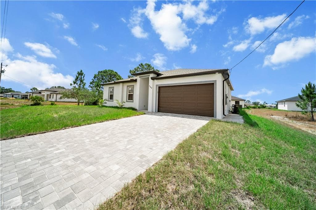 740 Newhall ST E LEHIGH ACRES, FL 33974