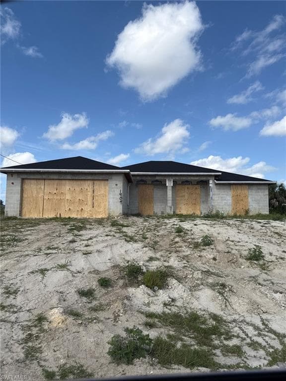 1904 NE 21st PL CAPE CORAL, FL 33909