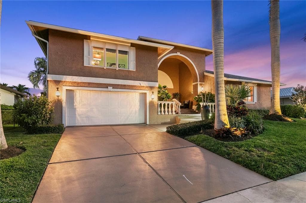 1770 Hummingbird CT MARCO ISLAND, FL 34145