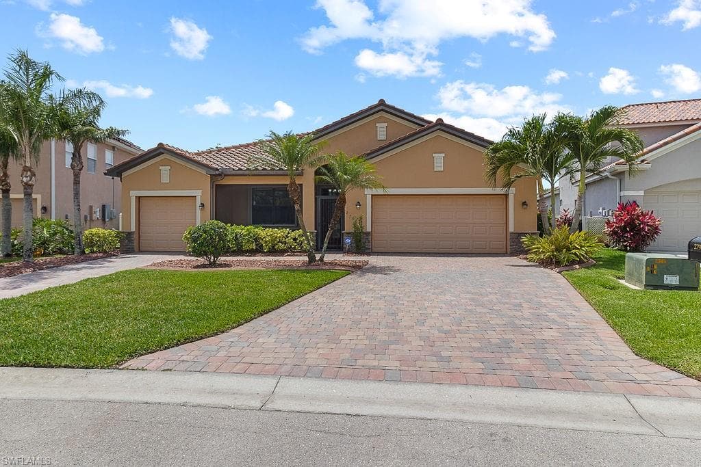 2796 Via Piazza LOOP FORT MYERS, FL 33905