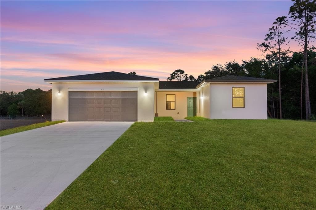 713 Wells AVE LEHIGH ACRES, FL 33972