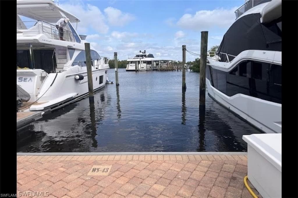 14030 McGregor BLVD CAPE CORAL, FL 33908