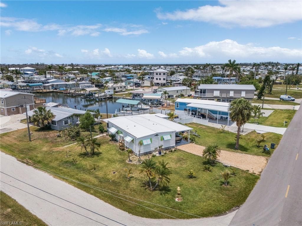 2561 York RD ST. JAMES CITY, FL 33956