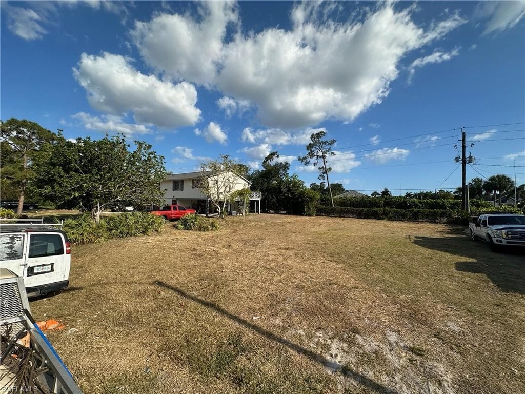 8188 Matanzas RD FORT MYERS, FL 33067