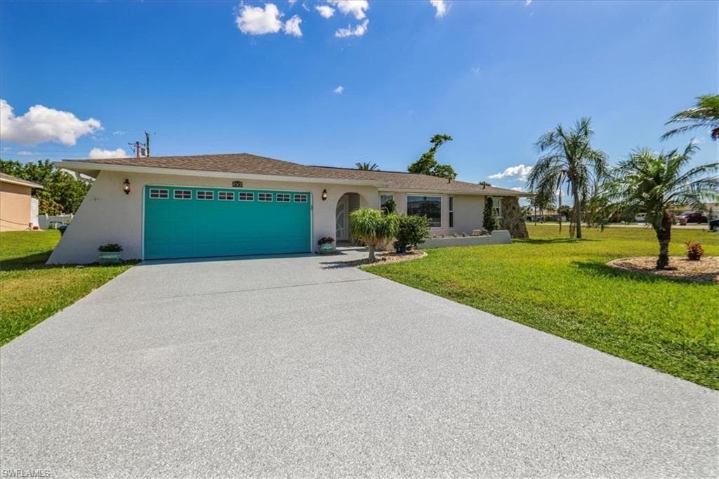 206 SE 45th TER CAPE CORAL, FL 33904