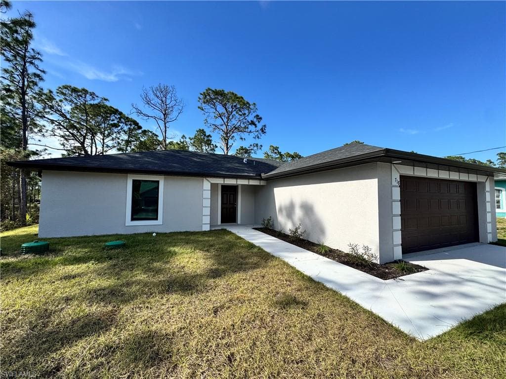 3005 53rd ST W LEHIGH ACRES, FL 33971