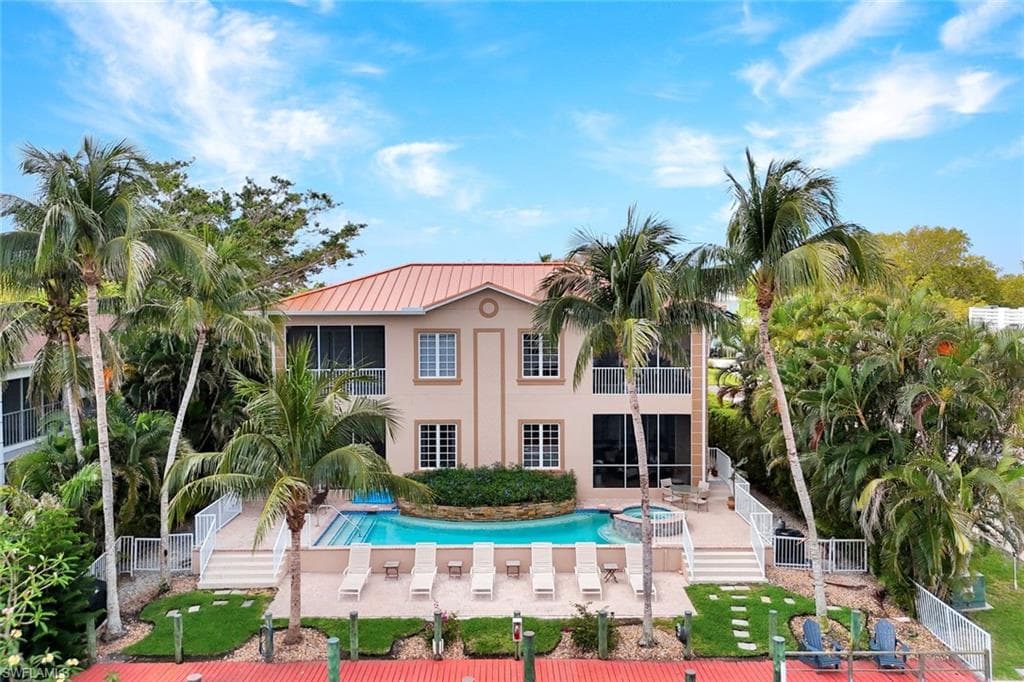 1485 Chesapeake AVE NAPLES, FL 34102