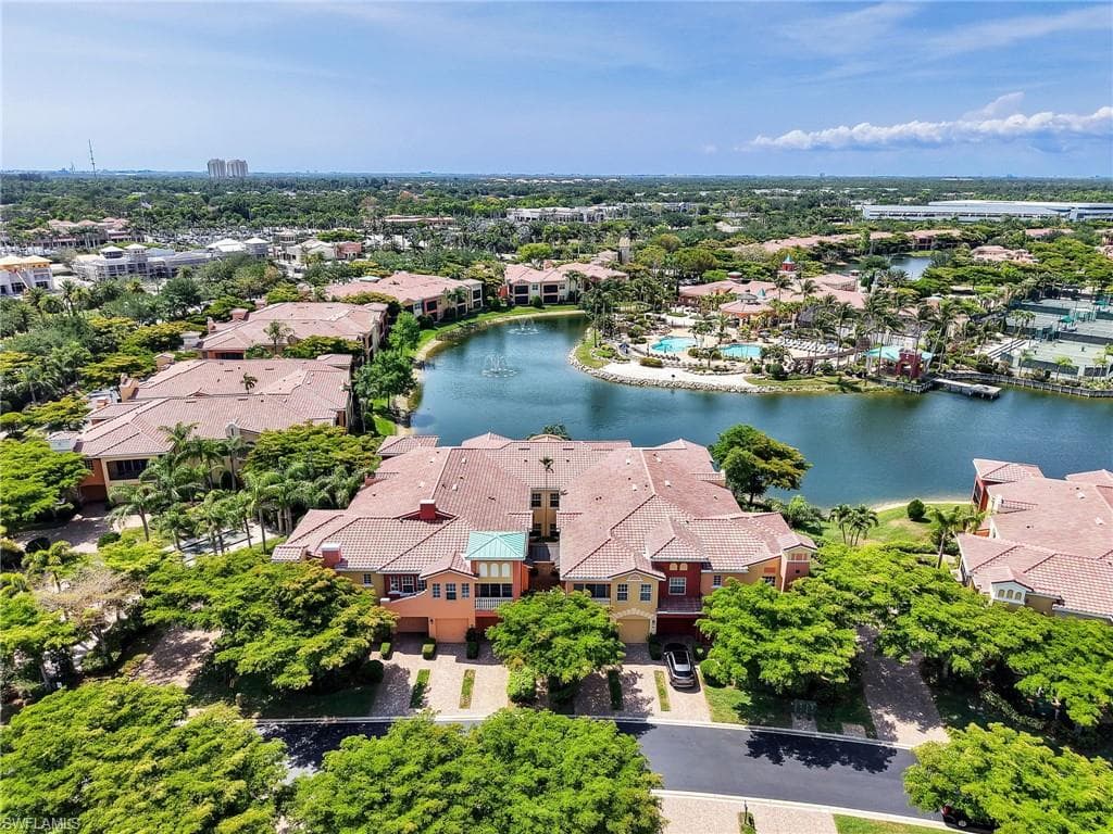 8532 Via Lungomare CIR 203 ESTERO, FL 33928