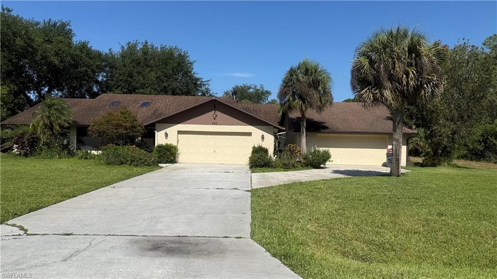 325 Roosevelt AVE LEHIGH ACRES, FL 33936