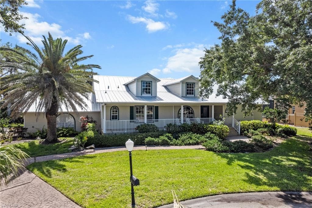 8625 S Lake CIR FORT MYERS, FL 33908