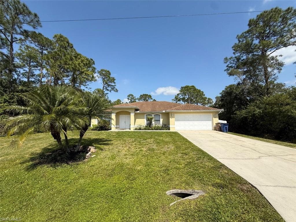 3206 35th ST W LEHIGH ACRES, FL 33971