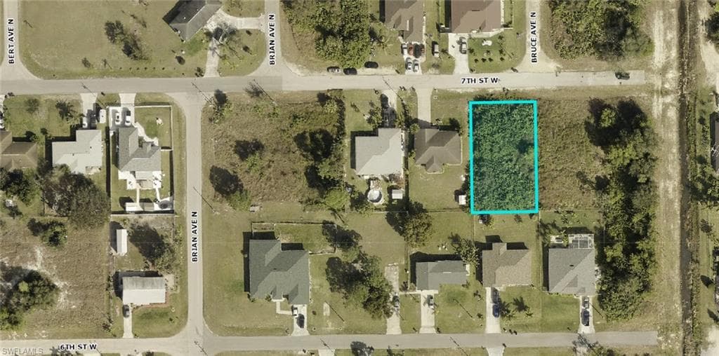 3805 7th ST W LEHIGH ACRES, FL 33971