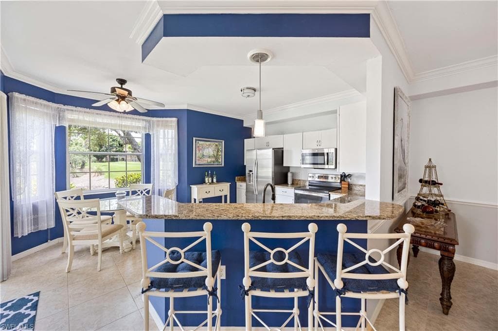 3965 Bishopwood CT E 101 NAPLES, FL 34114