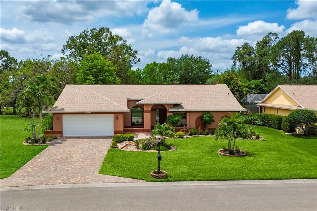 10421 Regent CIR NAPLES, FL 34109