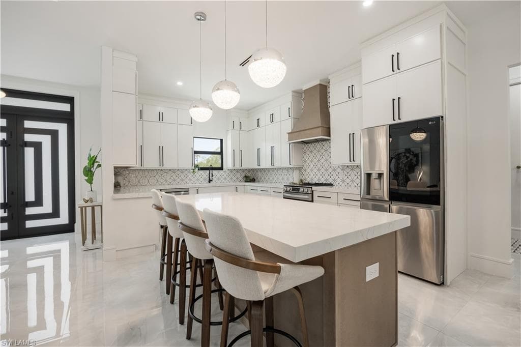 24131 Cock Robin LN BONITA SPRINGS, FL 34135