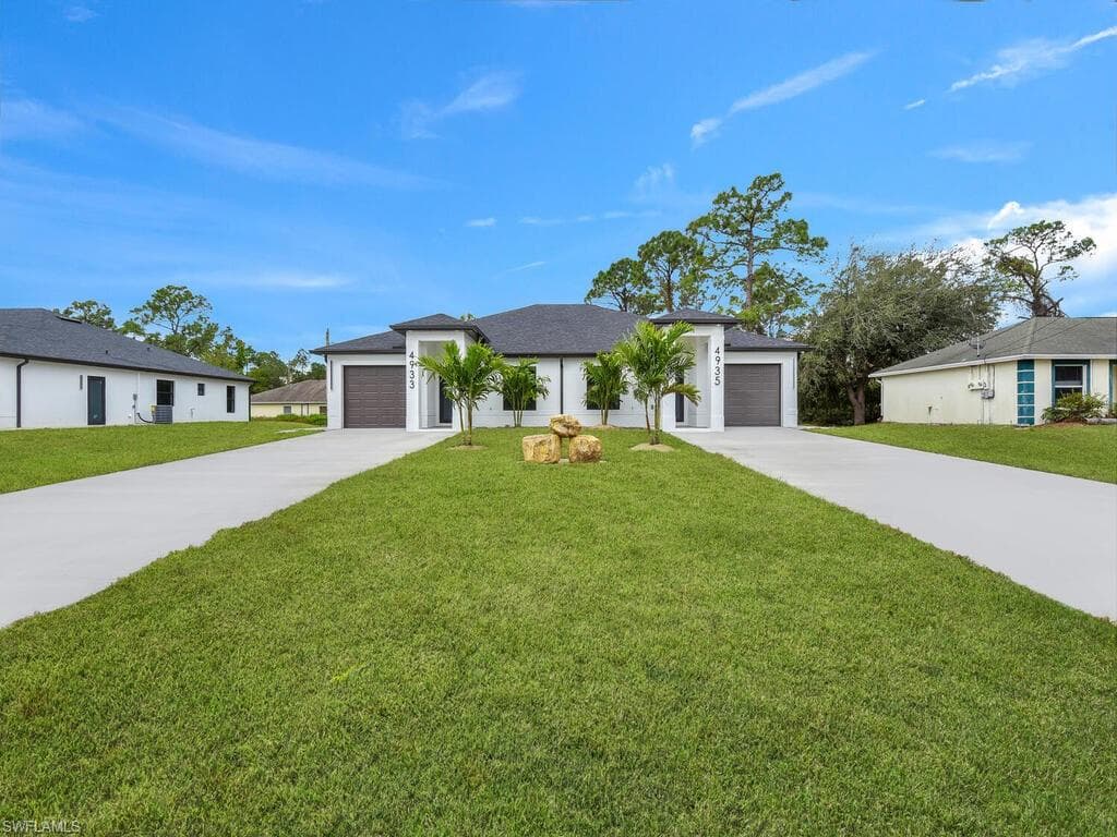 4738-4740 Douglas LN LEHIGH ACRES, FL 33973