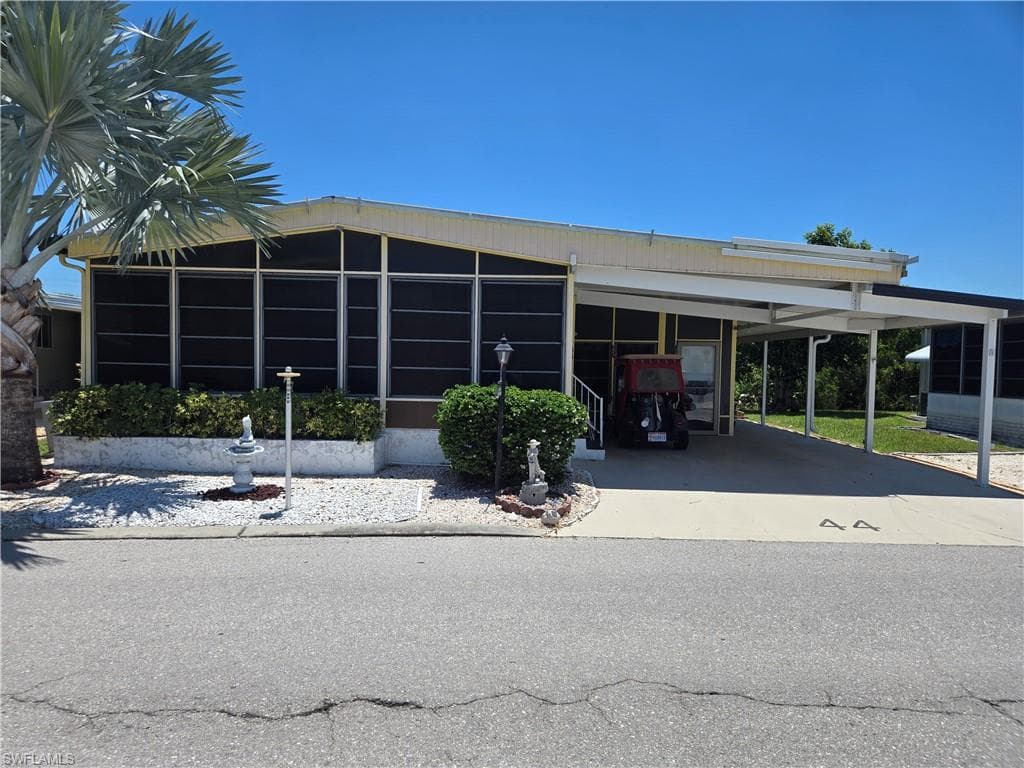 44 Nicklaus BLVD NORTH FORT MYERS, FL 33903