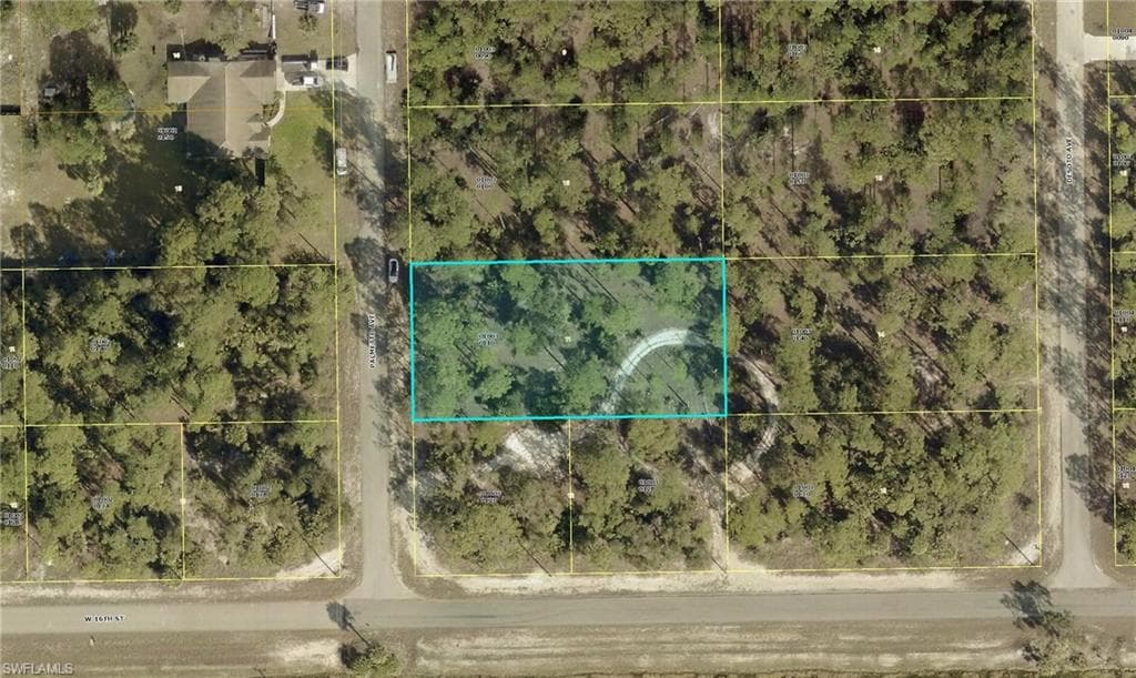 1672 Palmetto AVE LEHIGH ACRES, FL 33972