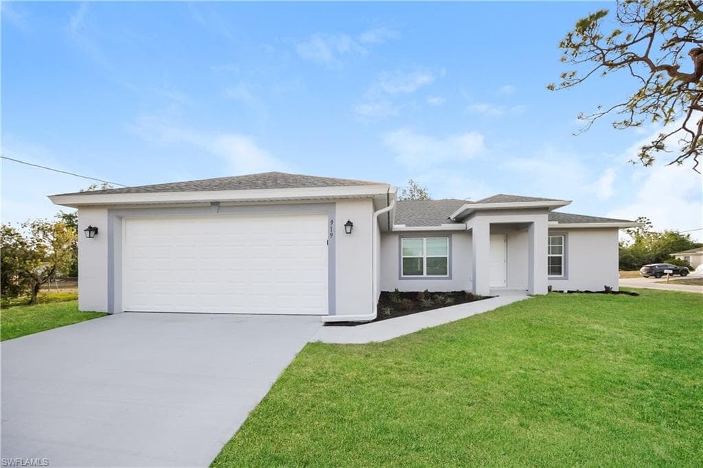 919 Rita AVE N LEHIGH ACRES, FL 33971