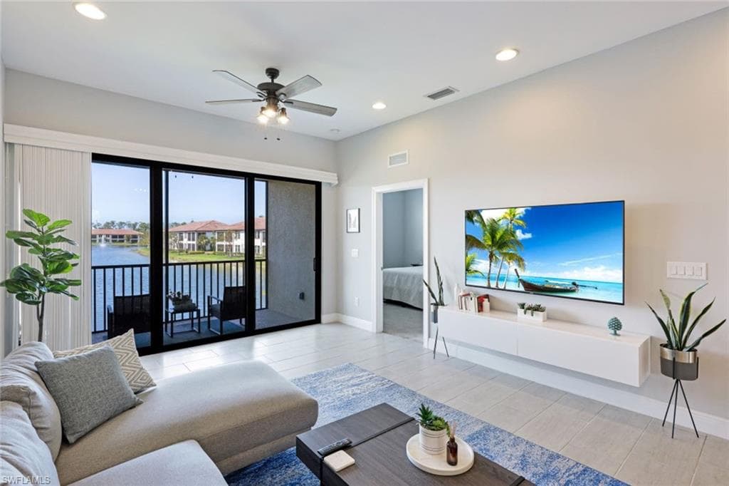 15130 Palmer Lake CIR 203 NAPLES, FL 34109