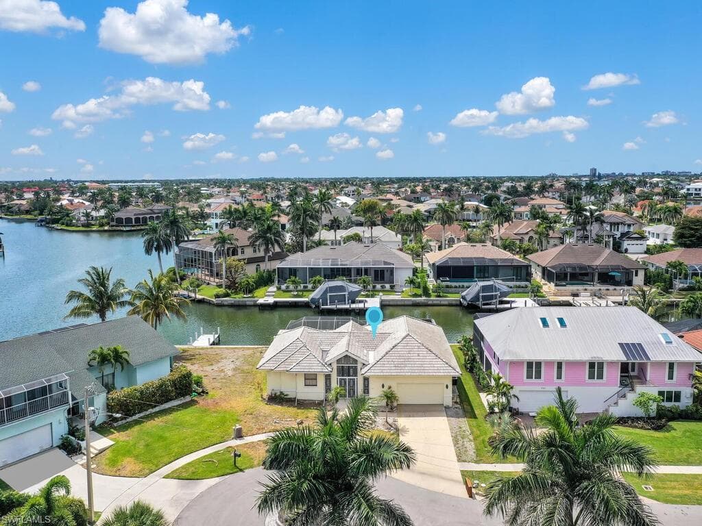 941 Moon CT MARCO ISLAND, FL 34145
