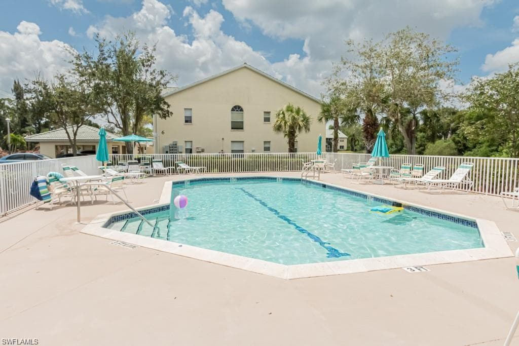 4985 Sandra Bay DR 201 NAPLES, FL 34109